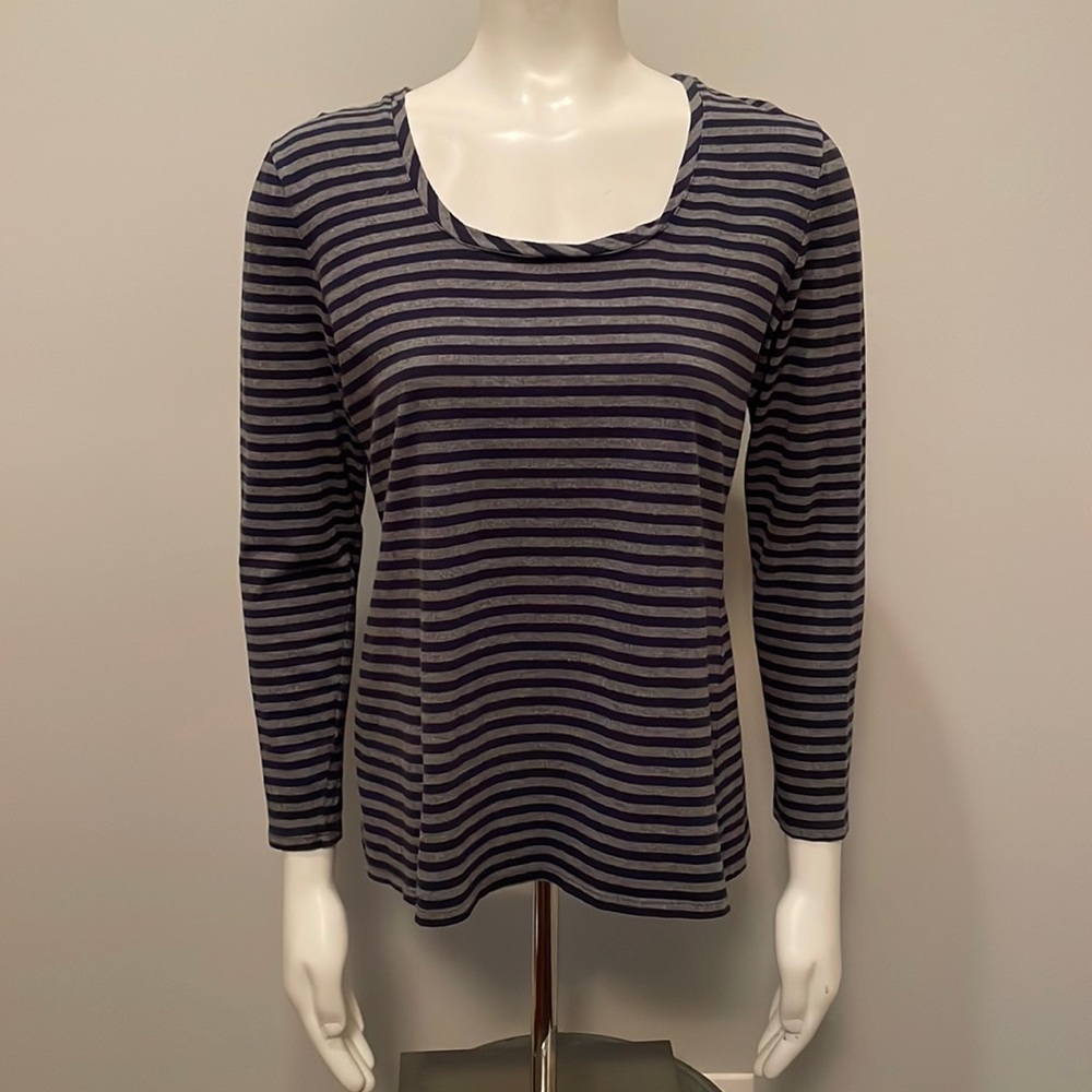 Soma Loungewear Blue and Gray Striped Top M